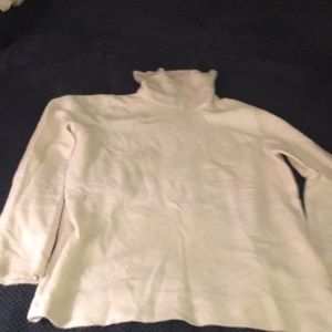 Ivory acrylic turtleneck sweater L